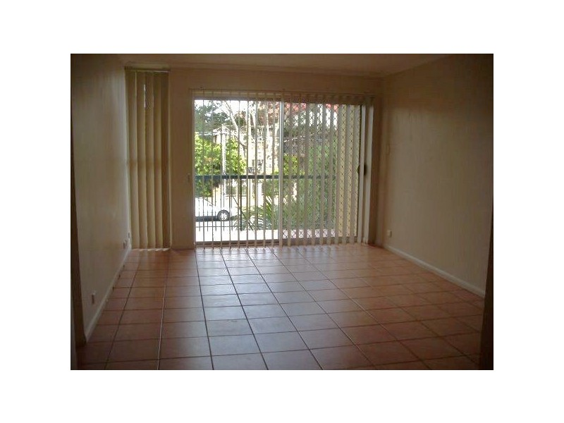 1/77 Farnell Street, Chermside QLD 4032