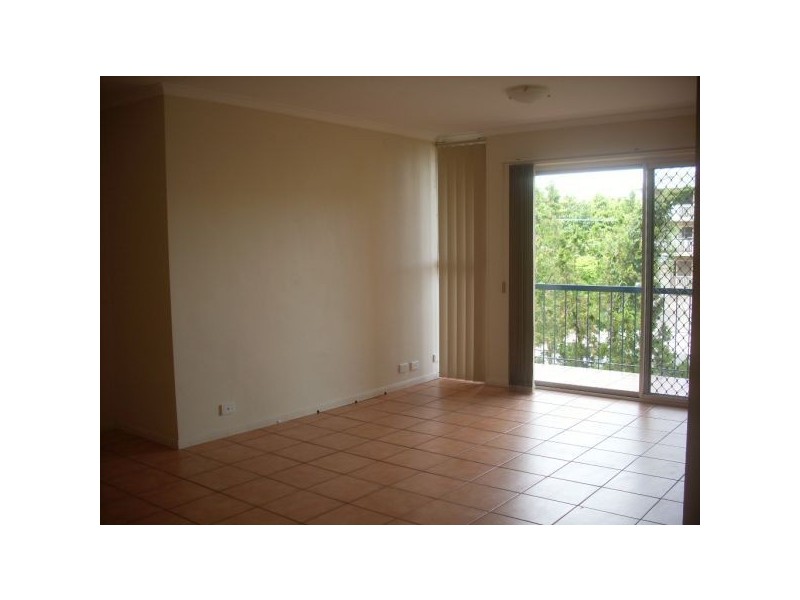 1/77 Farnell Street, Chermside QLD 4032