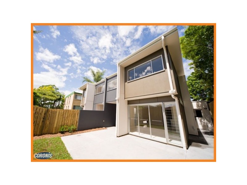 2 and 4/11 Lucy Street, Gaythorne QLD 4051