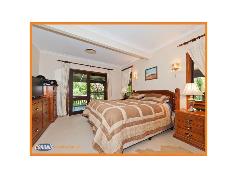 15 Gladrose Crescent, Wongawallan QLD 4210