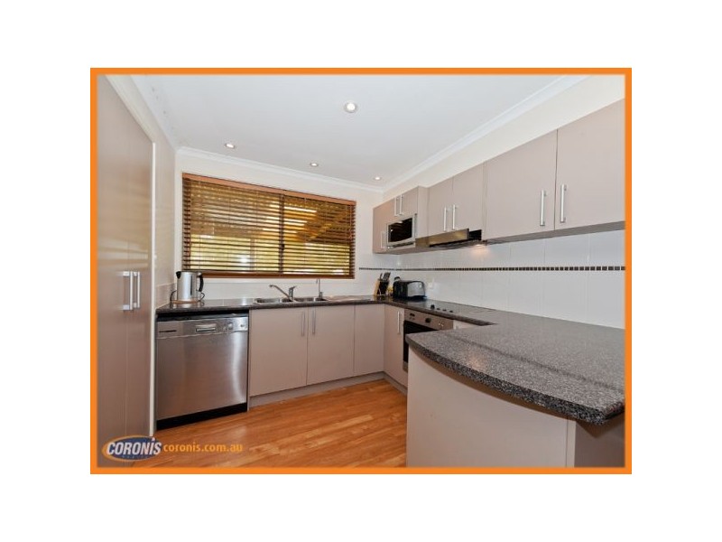 15 Gladrose Crescent, Wongawallan QLD 4210