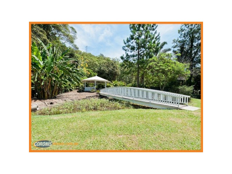 15 Gladrose Crescent, Wongawallan QLD 4210