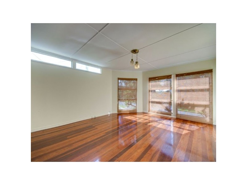 52 Wilgarning Street, Stafford Heights QLD 4053