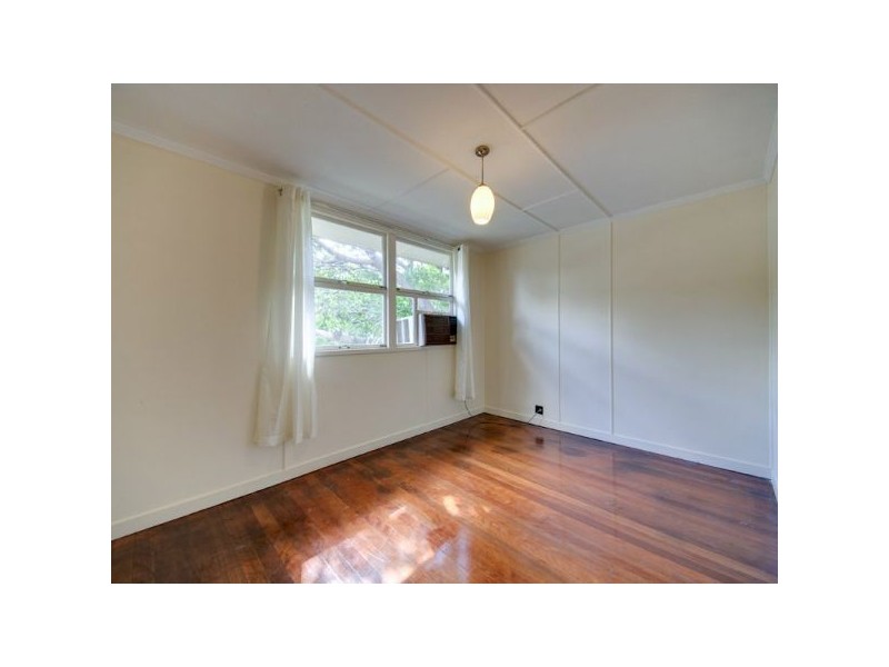 52 Wilgarning Street, Stafford Heights QLD 4053