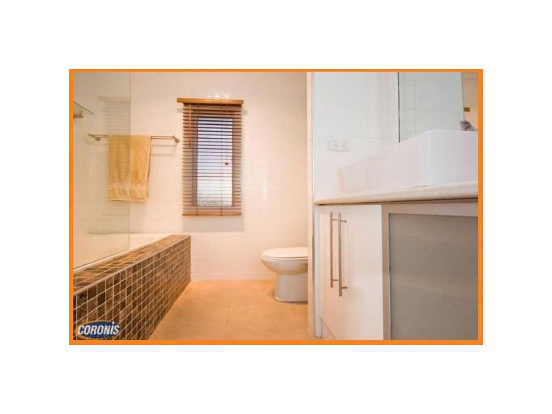 292 Rode Road, Wavell Heights QLD 4012