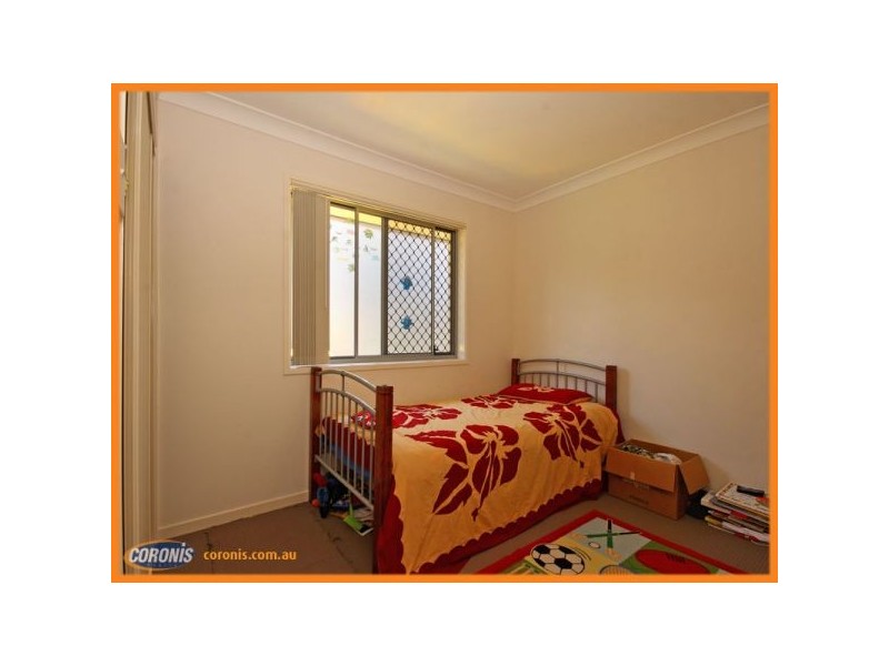 25 Diane Parade, Kallangur QLD 4503