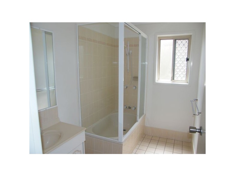 2/20 Rossini Street, Burpengary QLD 4505