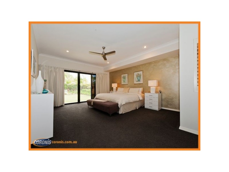 10 Kingtide Lane, Coomera Waters QLD 4209