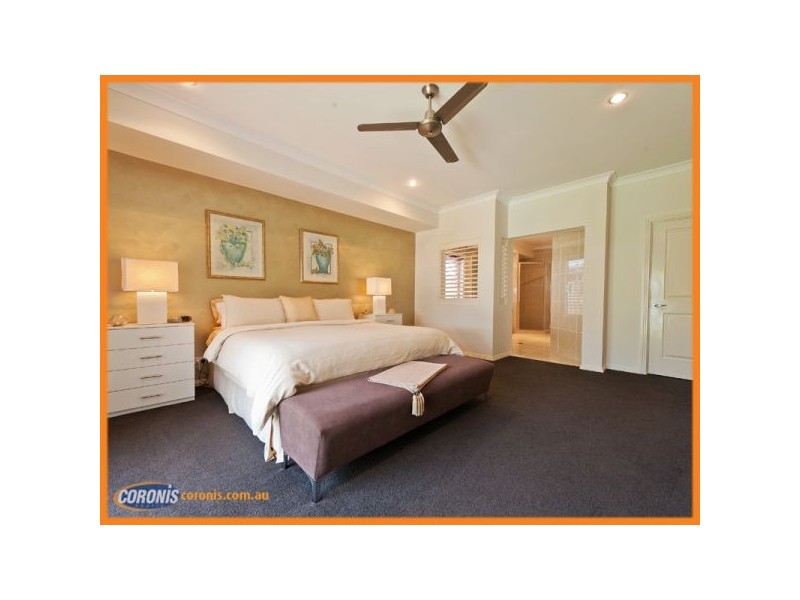 10 Kingtide Lane, Coomera Waters QLD 4209