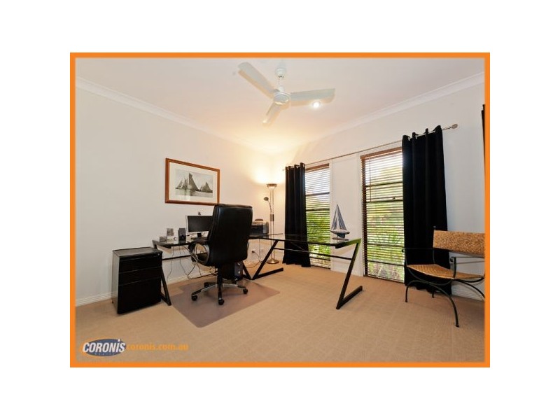 10 Kingtide Lane, Coomera Waters QLD 4209