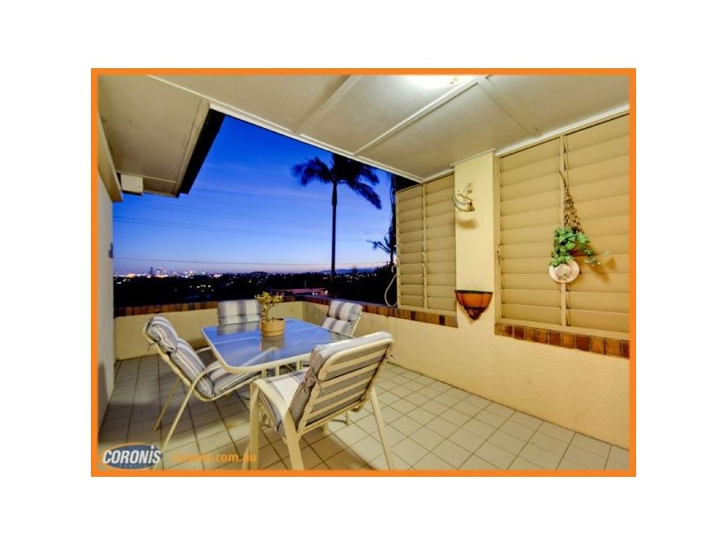 235 Rode Road, Wavell Heights QLD 4012