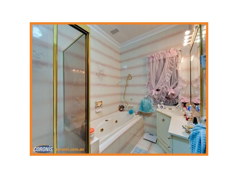 235 Rode Road, Wavell Heights QLD 4012