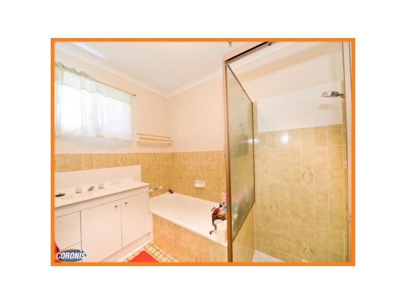 25 Burrel Street, Collingwood Park QLD 4301