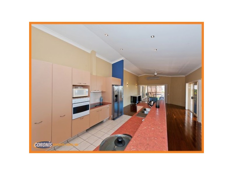 13 Marriott Way, Highland Park QLD 4211