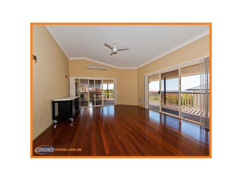 13 Marriott Way, Highland Park QLD 4211