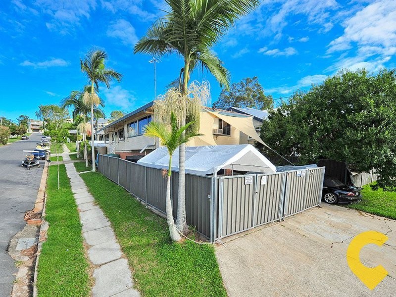 2 Chermside Street, Grange QLD 4051