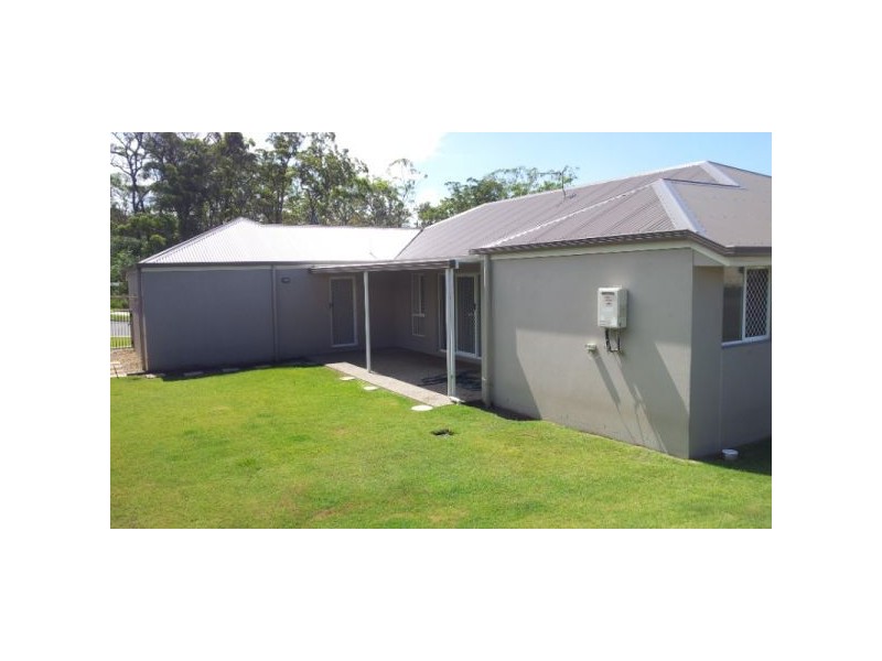 25 Azure Way, Coomera QLD 4209