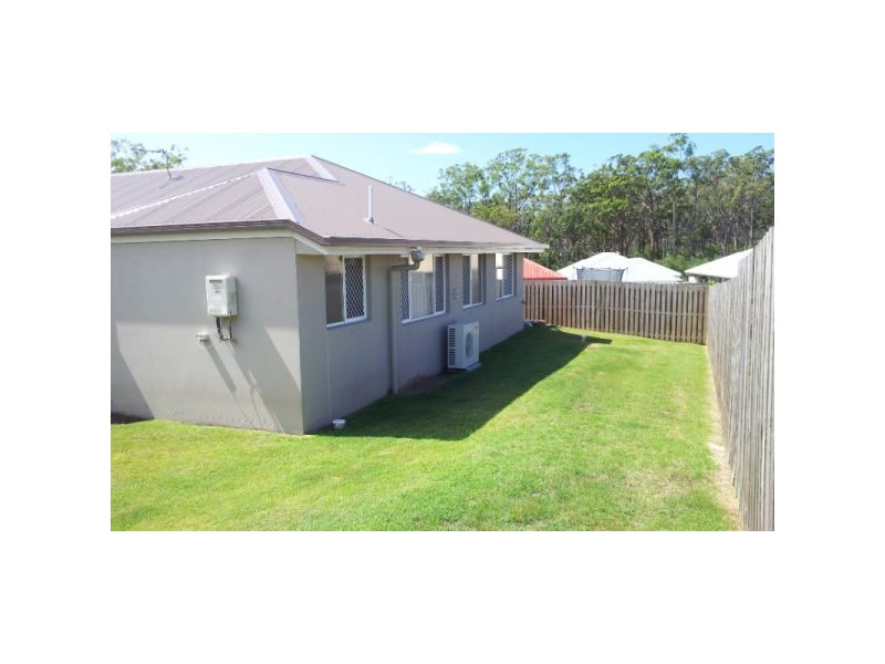 25 Azure Way, Coomera QLD 4209
