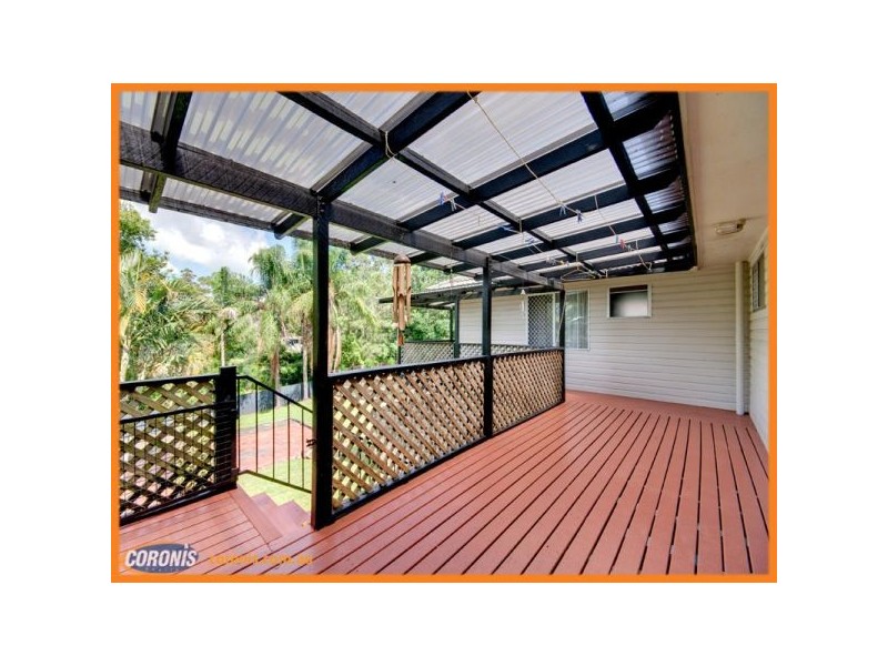 47 Yanderra Avenue, Arana Hills QLD 4054