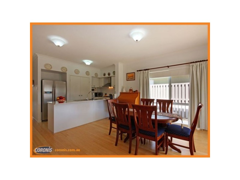 92 Nicklaus Parade, North Lakes QLD 4509