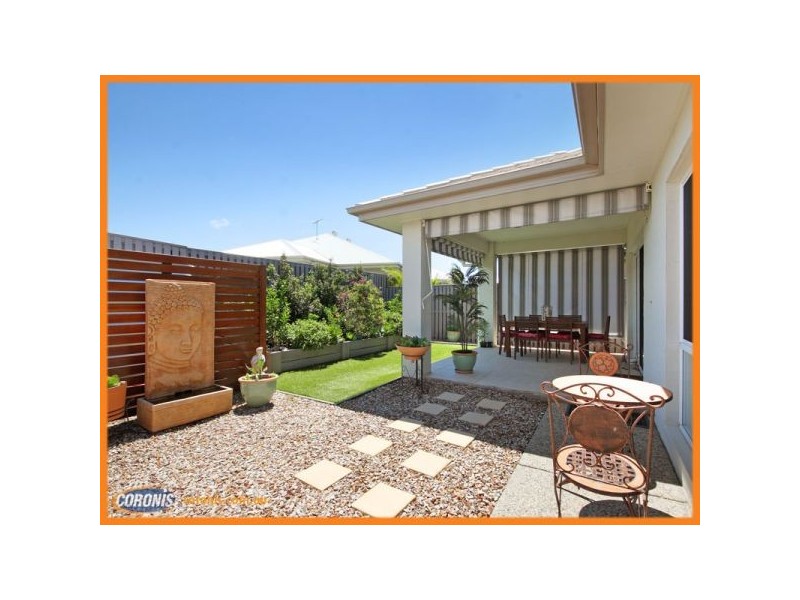 92 Nicklaus Parade, North Lakes QLD 4509