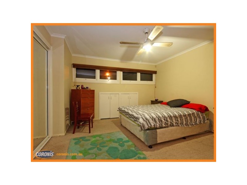 1/30 King Street, Woody Point QLD 4019