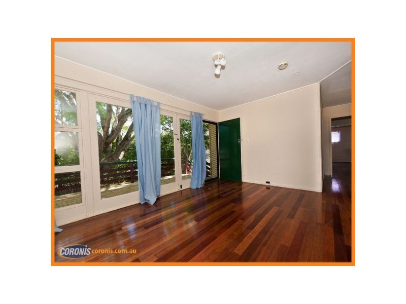 24 Paterson Street, Woodridge QLD 4114