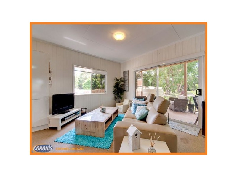 1 Alpinia Avenue, Banksia Beach QLD 4507
