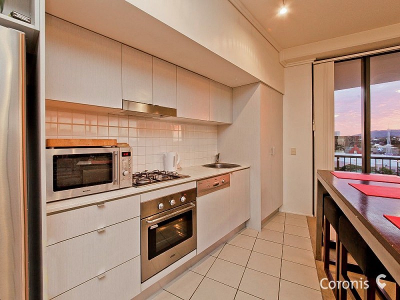 1075/18 Manning Street, Milton QLD 4064