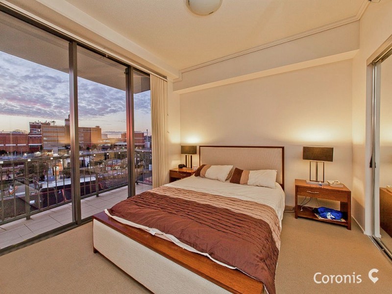 1075/18 Manning Street, Milton QLD 4064