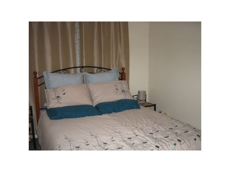 8 Birchgrove Crescent, Kallangur QLD 4503