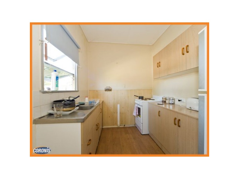 1079 Anzac Avenue, Petrie QLD 4502