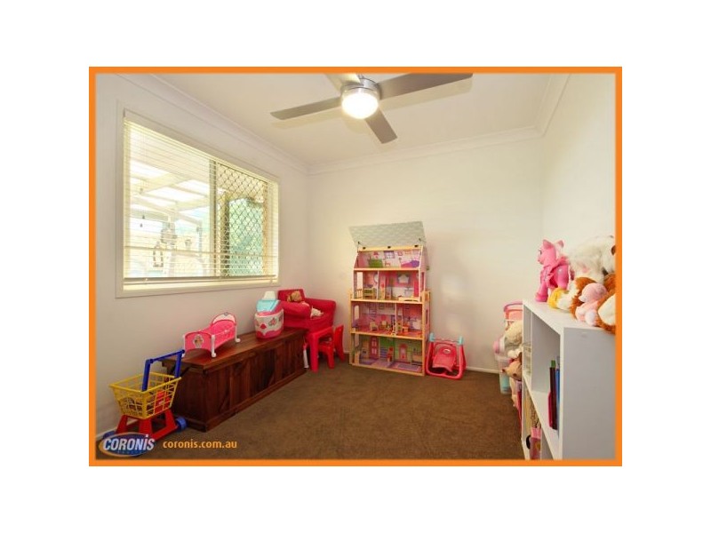 2 Crestleigh Court, Morayfield QLD 4506