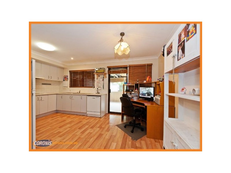 16 Bursaria Street, Crestmead QLD 4132