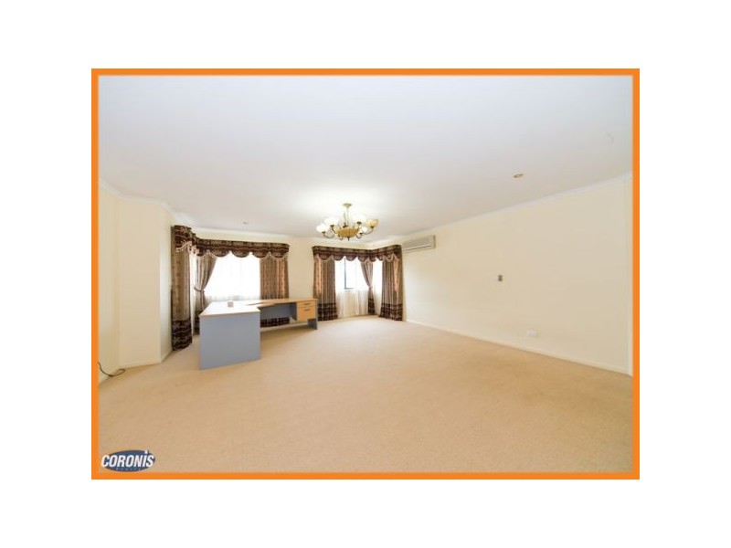 7 Templestowe Close, Forest Lake QLD 4078