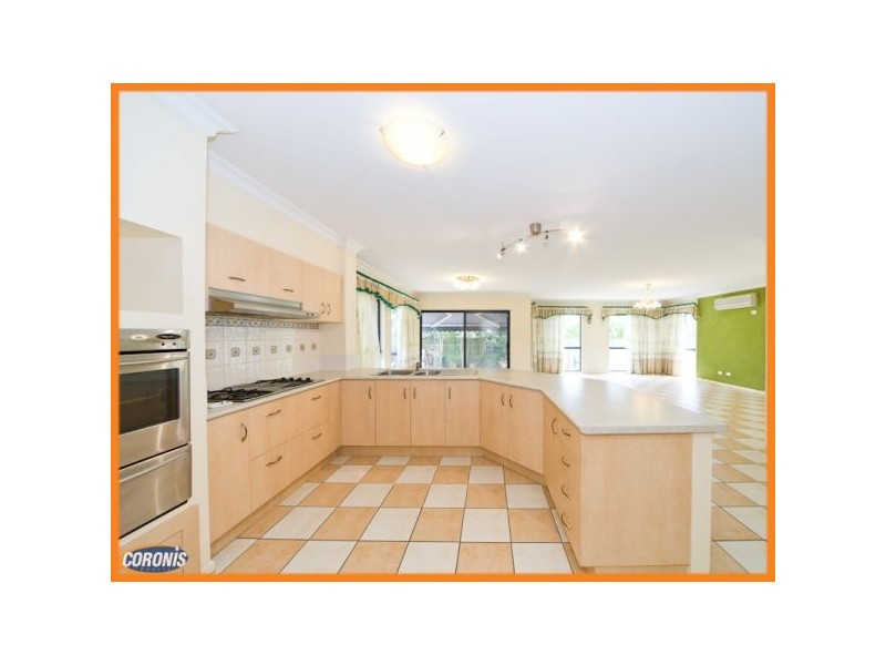 7 Templestowe Close, Forest Lake QLD 4078