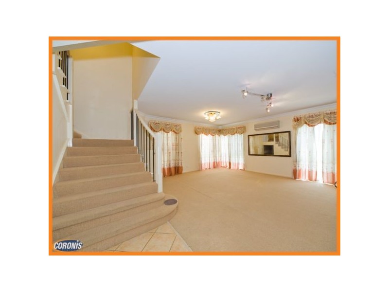 7 Templestowe Close, Forest Lake QLD 4078