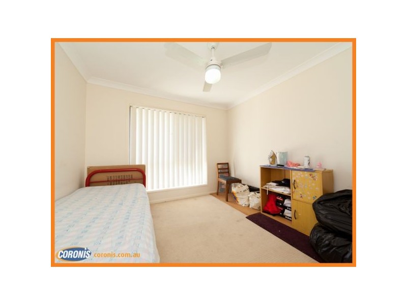 27 Hubner Drive, Rothwell QLD 4022