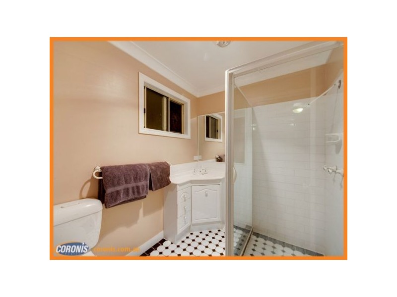 33 Tarcoola Avenue, Ferny Hills QLD 4055