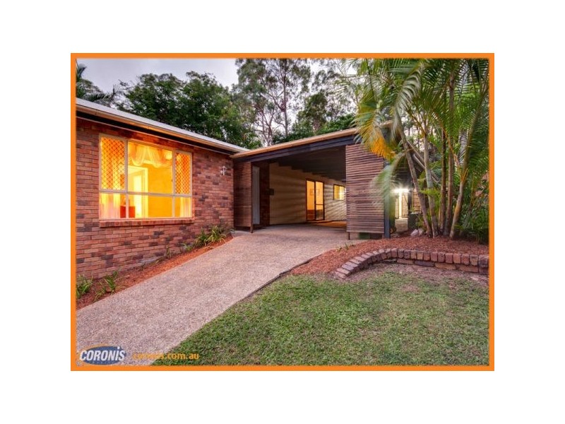 33 Tarcoola Avenue, Ferny Hills QLD 4055