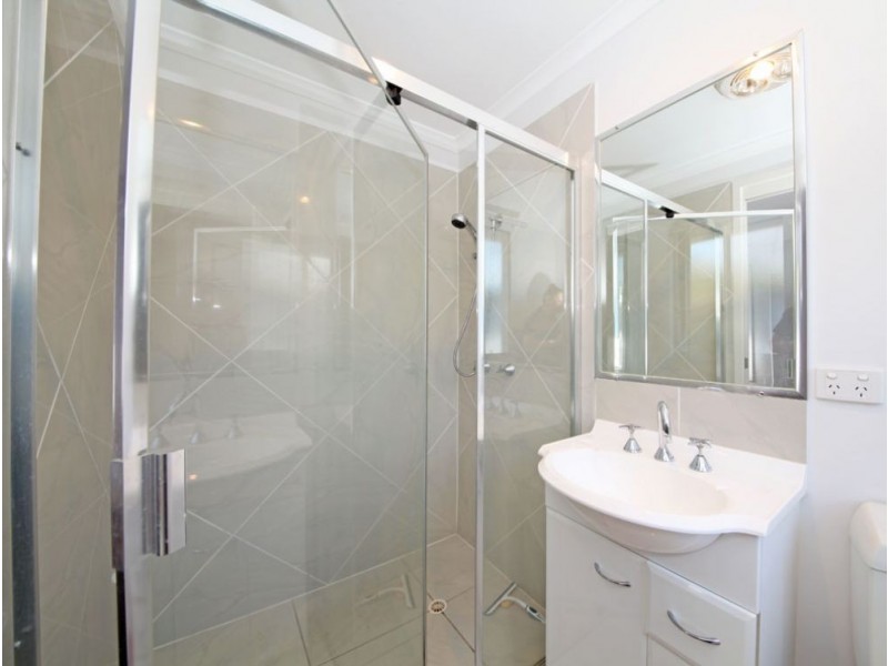 8 Beaufort Place, Deception Bay QLD 4508