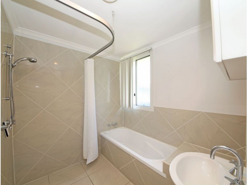 8 Beaufort Place, Deception Bay QLD 4508