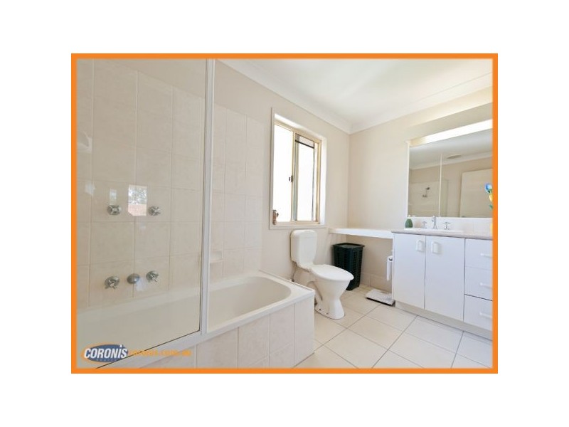 15/8 Doyalson Place, Helensvale QLD 4212
