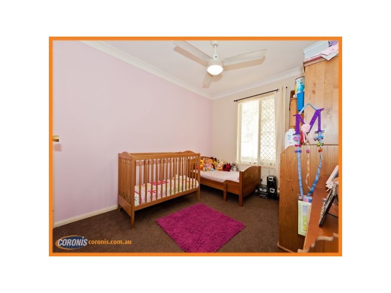 180 Castile Crescent, Edens Landing QLD 4207