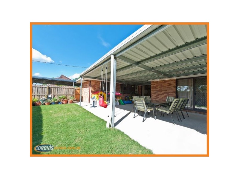 180 Castile Crescent, Edens Landing QLD 4207