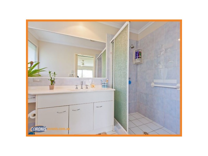 39 Marble Drive, Carrara QLD 4211
