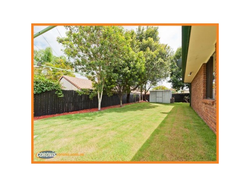 39 Marble Drive, Carrara QLD 4211