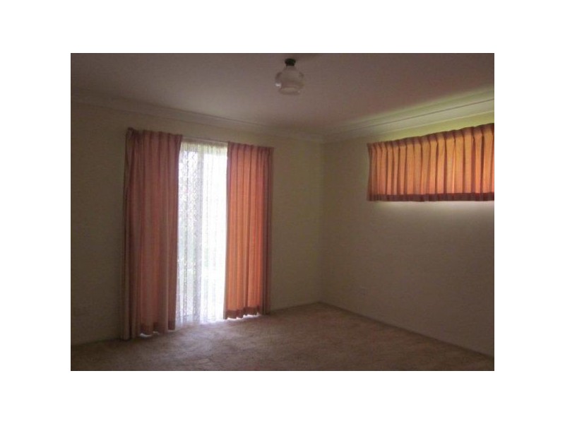 8 Tarrilli Place, Carseldine QLD 4034