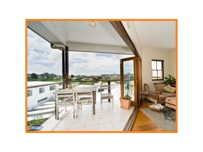 27 Heussler Terrace, Milton QLD 4064