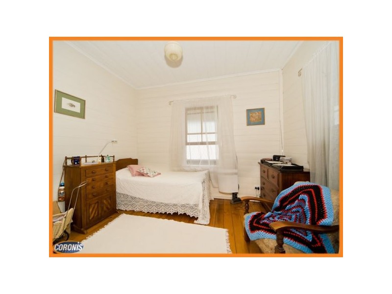 27 Heussler Terrace, Milton QLD 4064